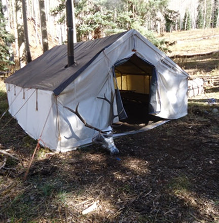 Hunting & Outfitters